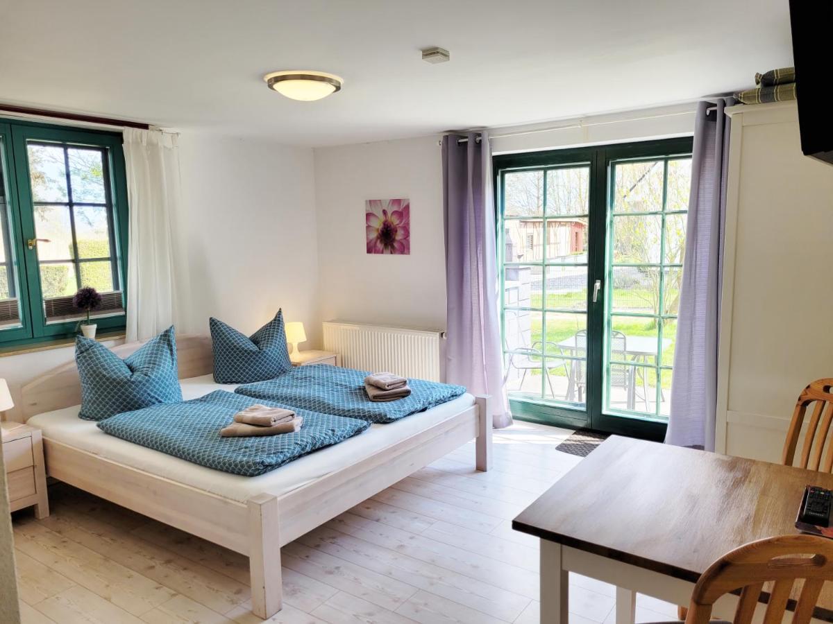 Pension Landhaus Teichgraf Wolgast Exteriör bild