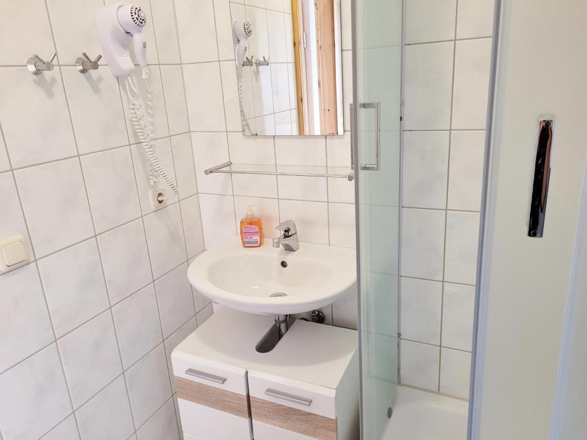 Pension Landhaus Teichgraf Wolgast Exteriör bild
