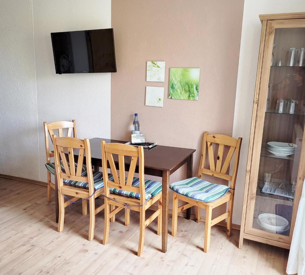 Pension Landhaus Teichgraf Wolgast Exteriör bild